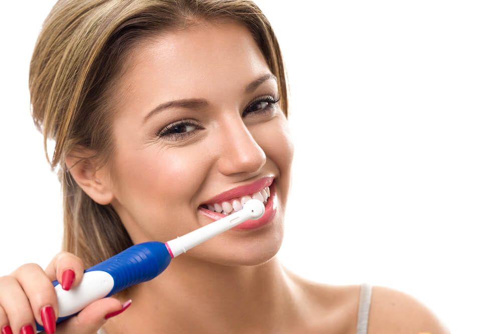 Thay đổi thói quen chải răng hạn chế bị tụt lợi